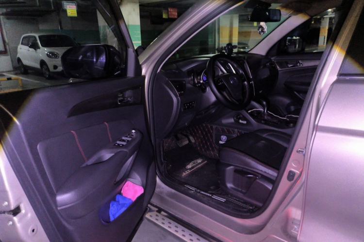 Used CHANGAN CS75 2014 1.8T Automatic Elite Model China IV Standard
