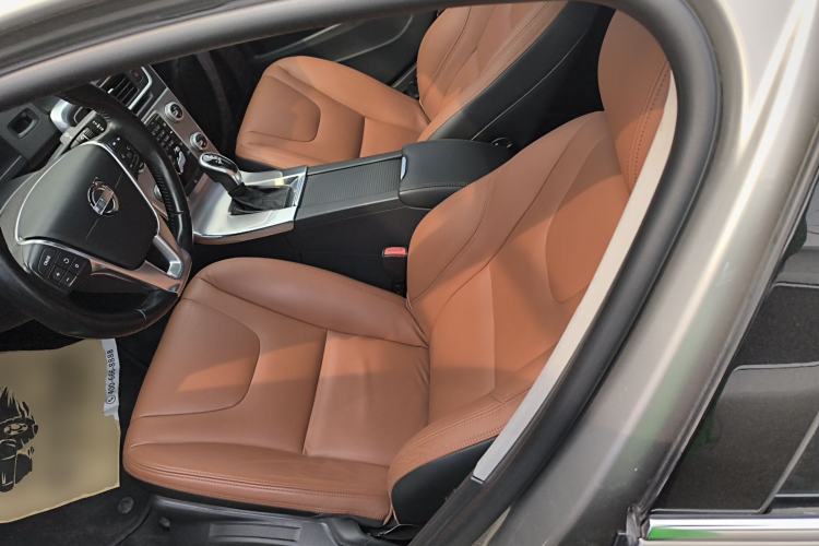 Used Volvo S60 2015 S60L 2.0T Zhiyuan Edition