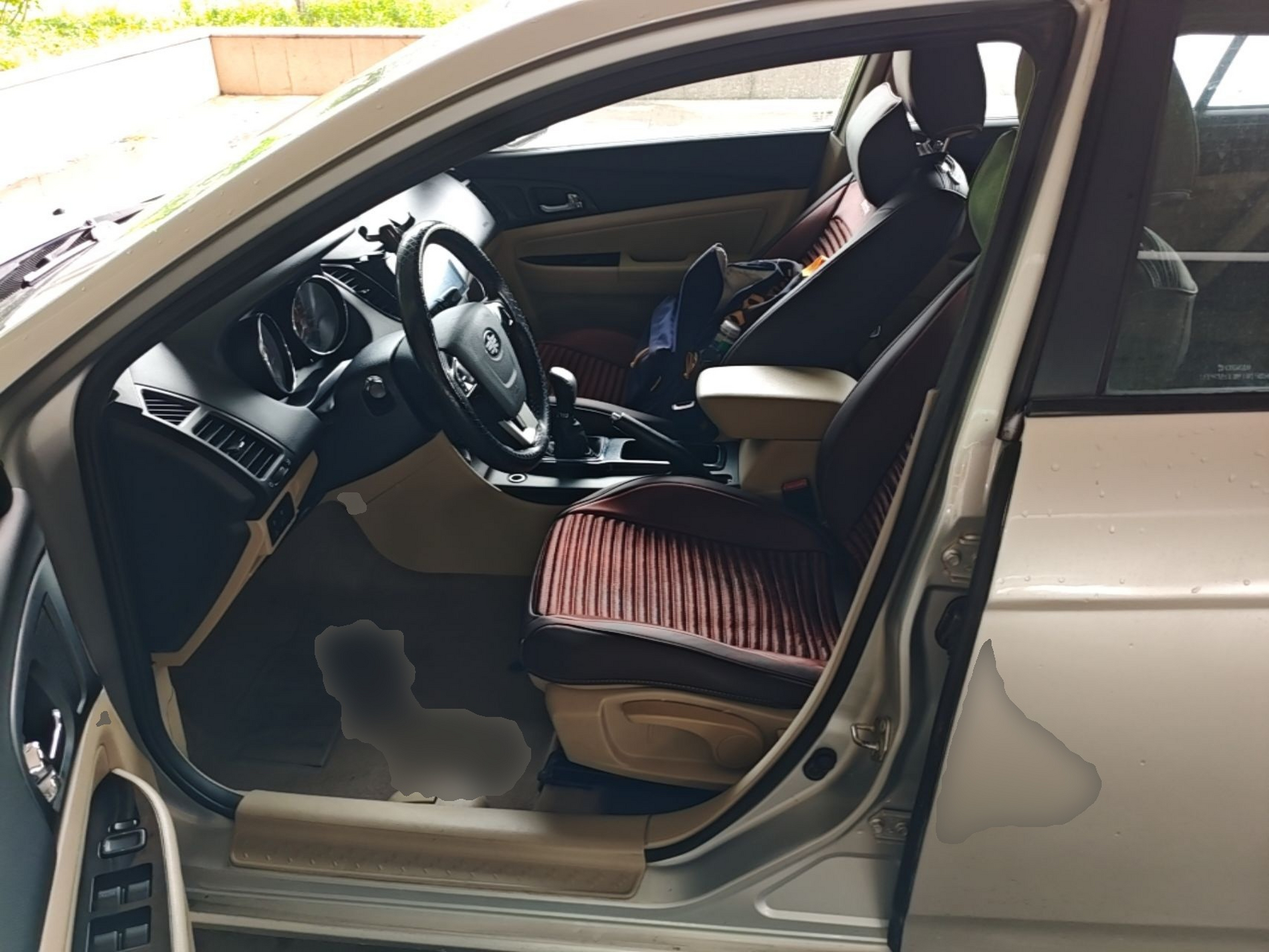 Interior delantero