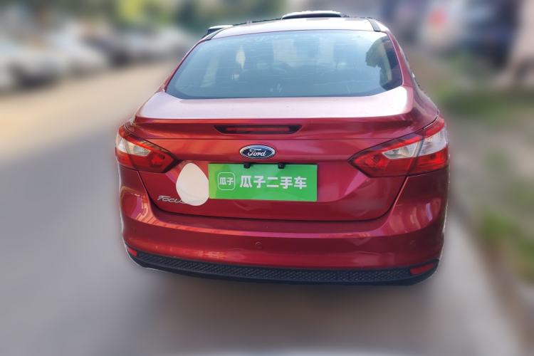 Used Ford Focus 2012 Sedan 1.6L Automatic Fashion Edition
