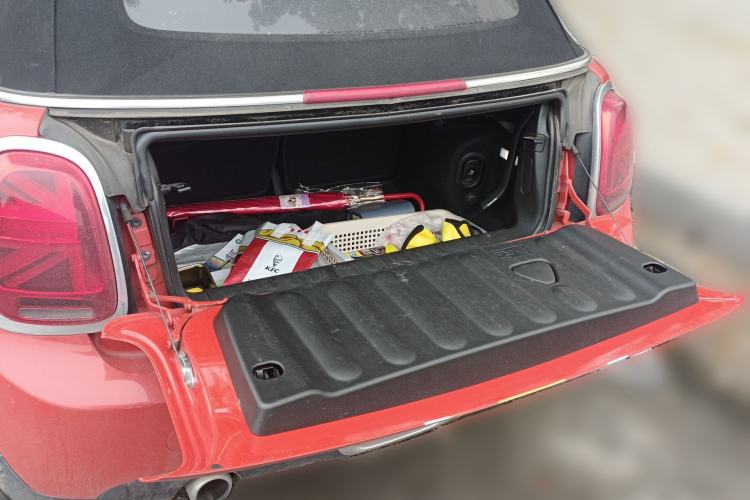 Used MINI 2019 1.5T COOPER CABRIO Temptation Edition Trunk