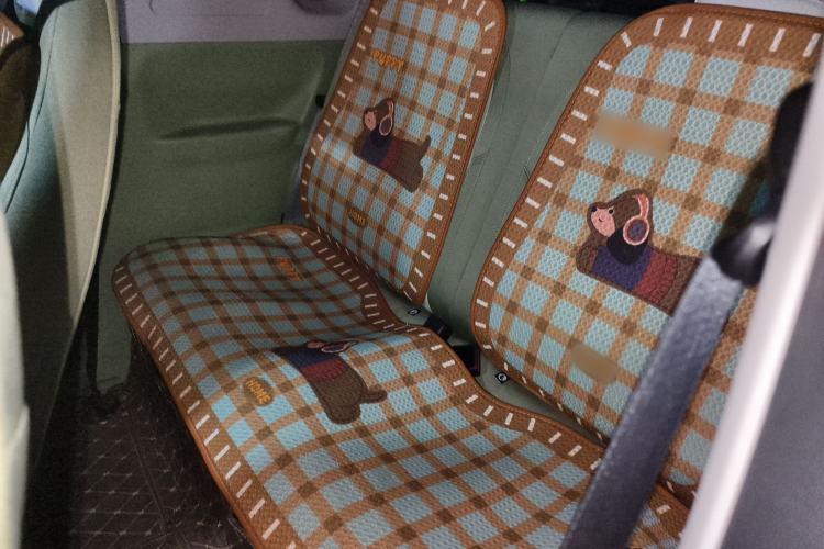 Used Geely Galaxy Panda 2025 210km Panda Rider Left Rear Seat