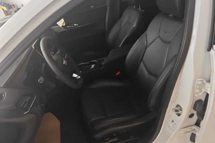 Used Cadillac CT4 2023 25T Luxury Model Left Front Seat