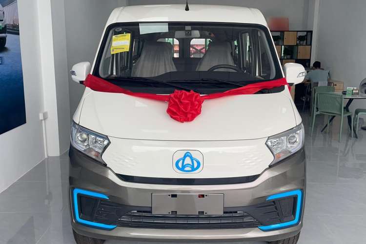 Used Kuayue Kuayue Xing V7 EV 2023 251 km Dual-Door Flagship Version 6 Seats
