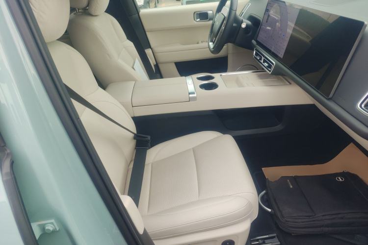Used Li Auto L6 2025 Max Smart Refresh Edition Right Front Seat