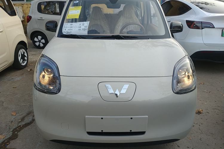 Used Wuling Hongguang MINIEV 2025 Four-Door Version Advanced Edition
