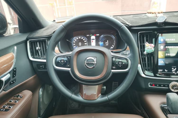 Used Volvo S90 New Energy 2021 T8 eDrive Hybrid Zhiyi Luxury Edition