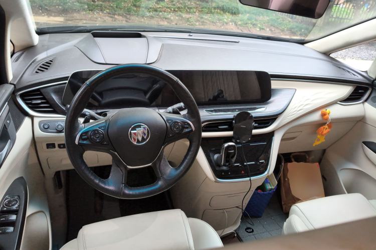 Used Buick GL8 2021 Avenir Aivia 7-Seater Luxury Edition
