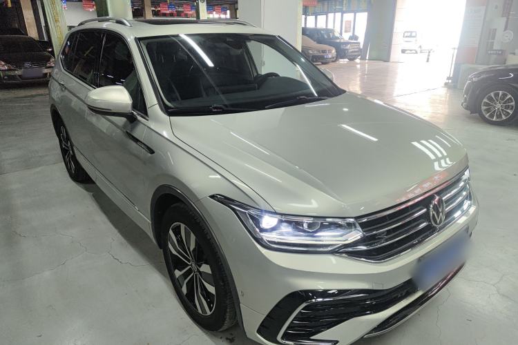 Used Volkswagen Tiguan L 2023 330TSI Automatic Two-Wheel Drive R-Line Enjoyment Edition
