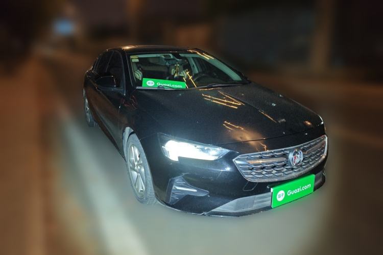 Used Buick Regal 2020 552T Luxury Version Front Right 45 Deg