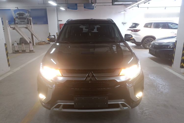 Used Mitsubishi Outlander 2021 2.0L Two-Wheel Drive Comfort Edition 5 Seats