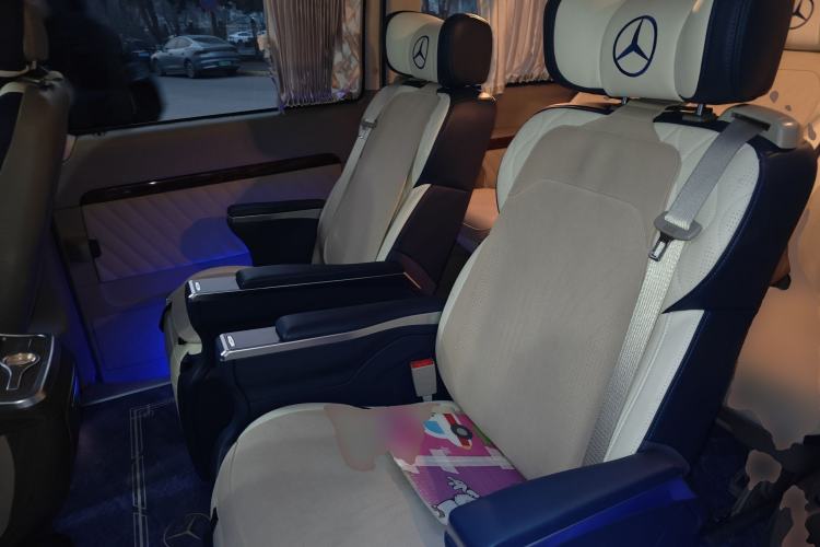 Used Mercedes-Benz Viano 2013 3.0L Comfort Edition Left Rear Seat