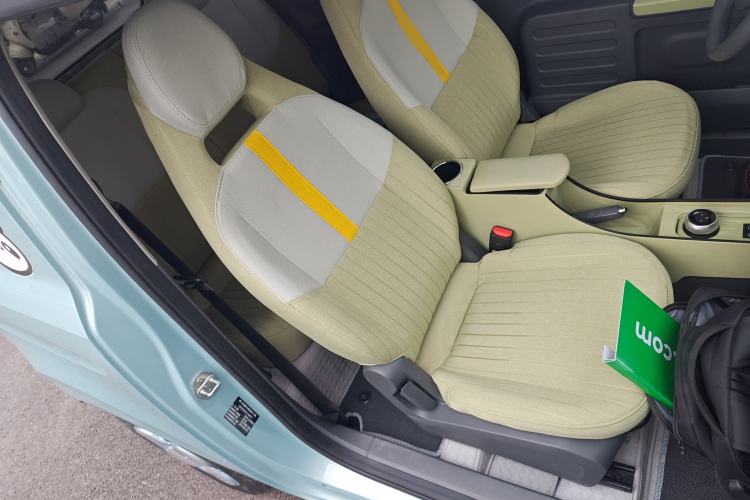 Used Geely Galaxy Panda 2023 Panda Mini 200km Endurance Bear Right Front Seat