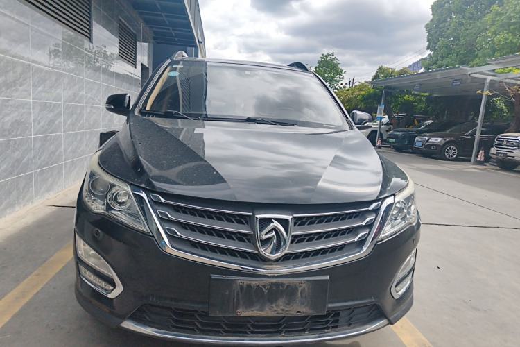 Used Baojun 560 2016 1.8L Manual Luxury Edition