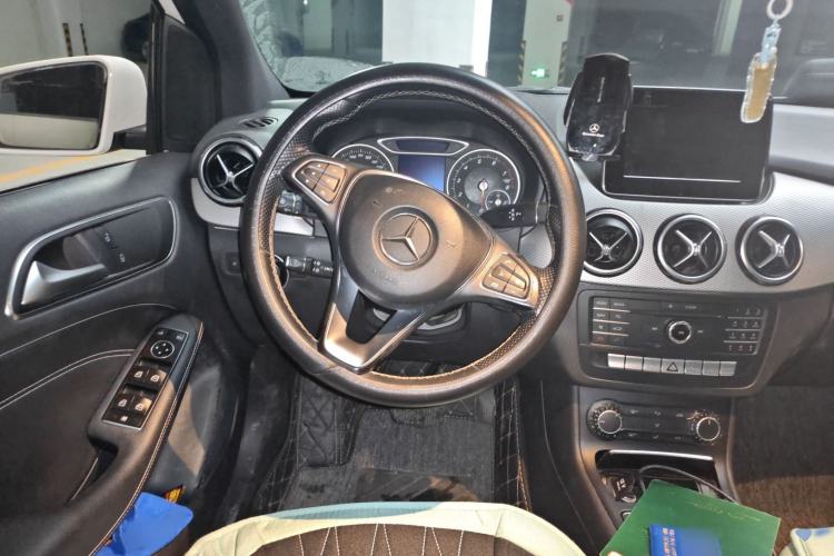 Used Mercedes-Benz B-Class 2015 B 200 Sport Edition