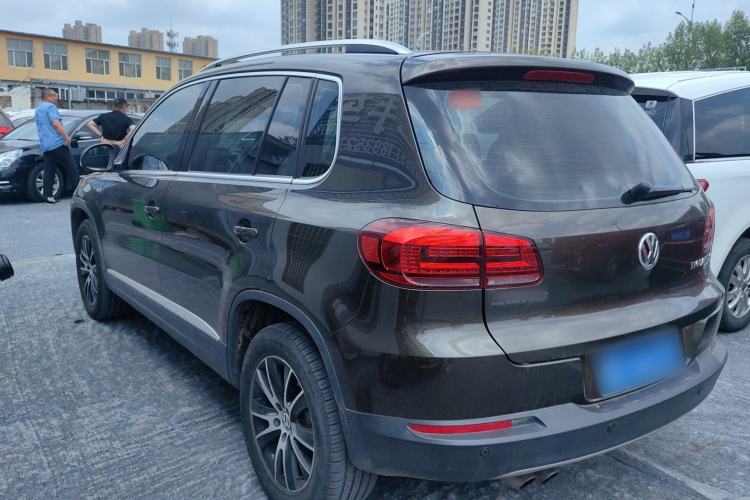 Used Volkswagen Tiguan L 2015 1.8TSI Automatic All-Wheel-Drive Luxury Model