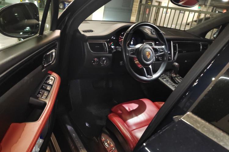 Used Porsche Macan 2017 Macan Turbo 3.6T