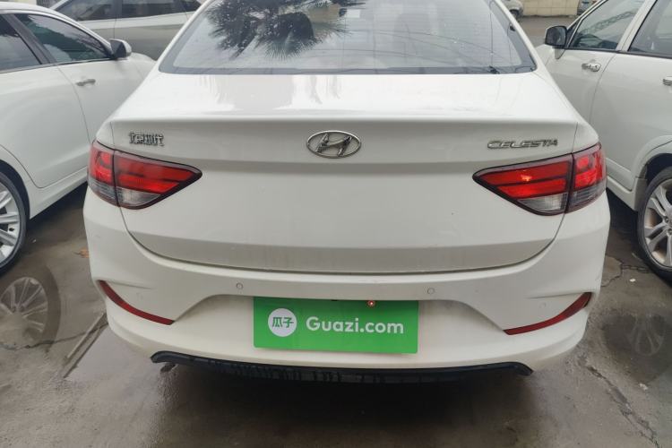 Used Hyundai Celesta 2017 1.6L Automatic Enjoyment Version GLS
