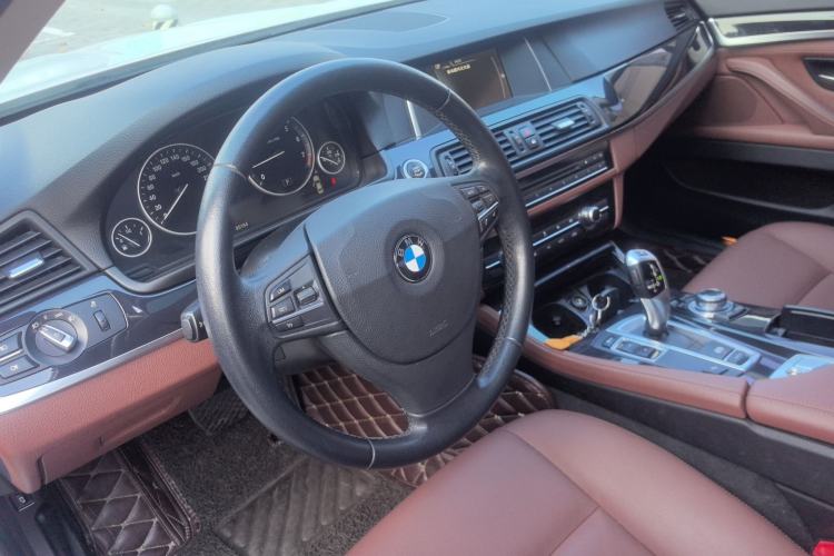 Used BMW 5 Series (Import) 2015 520i Elegant Edition