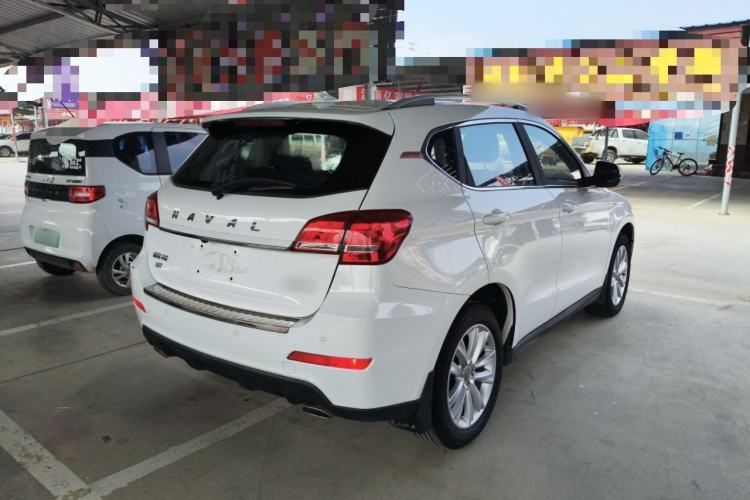 Used Haval H2 2016 Red-Label 1.5T Manual Two-Wheel Drive Luxury Model