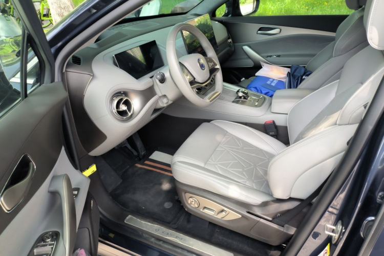 Used Denza N8 2023 Four-Wheel Drive Ultra-Hybrid Flagship Six-Seater Version