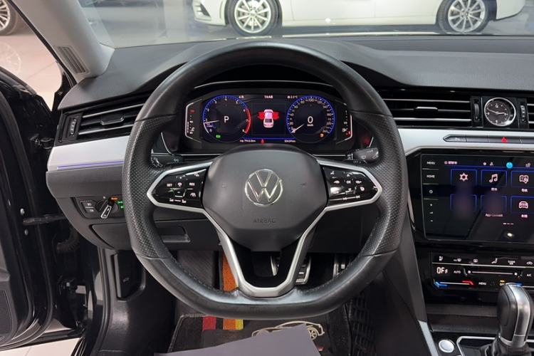 Used Volkswagen Magotan 2023 2 Million Units Commemorative Edition 330TSI DSG Luxury Version
