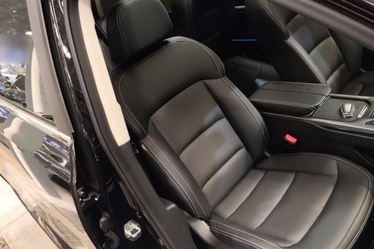 Used Geely Auto Haoyue 2020 1.8TD DCT Flagship 7-Seater
