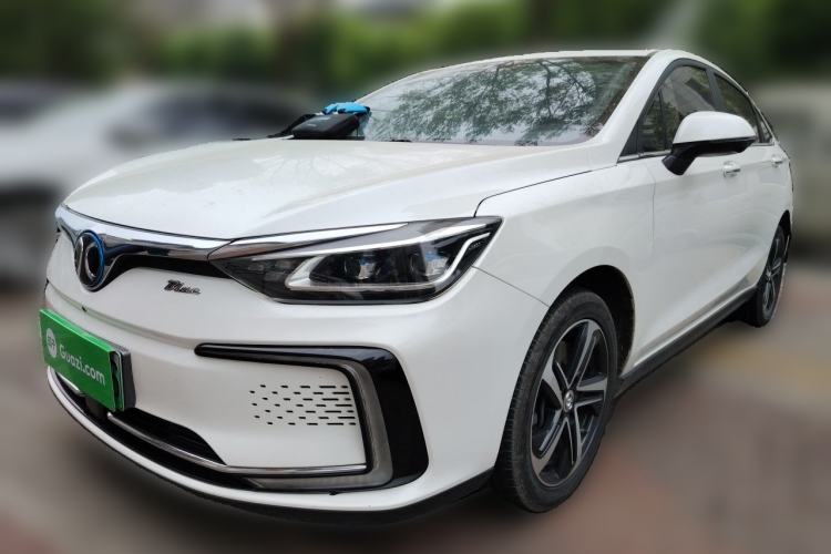 Used BAIC Beijing EU5 2018 R550 Smart Trend Edition