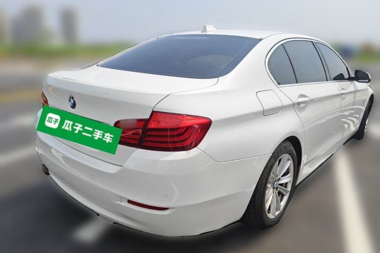 Used BMW 5 Series 2014 520Li Elegant Model Rear Right 45 Deg