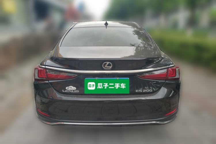 Used Lexus ES 2022 200 Excellence Edition Rear