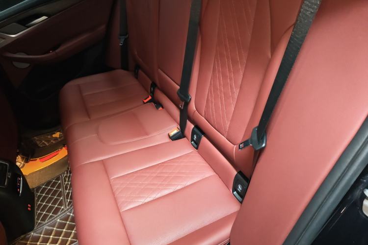 Used BMW X3 2022 Second Facelift xDrive30i Leading Edition M Night Sky Package Left Rear Seat