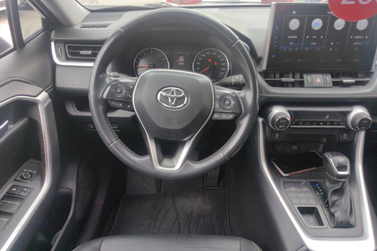 Used Toyota Wildlander 2022 2.0L CVT 4x4 Luxury PLUS Edition