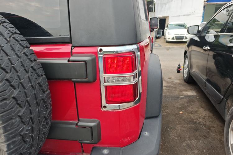 Used BAIC Off-Road BJ40 2016 40L 2.3T Automatic All-Wheel Drive Premium Edition