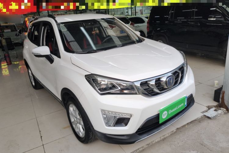 Used CHANGAN CS15 2016 1.5L Manual Luxury Edition Front Right 45 Deg