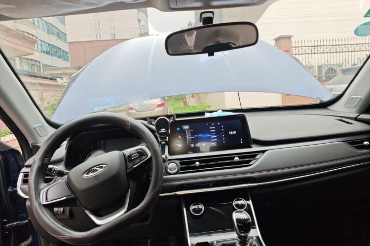 Used Chery Tiggo 8 2019 1.5 TCI Manual Fashion Edition Center Console