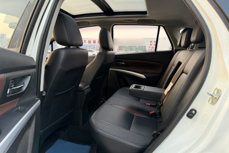 Used Suzuki Vitara S-Cross 2017 1.6L CVT Two-Wheel Drive Urban Advanced Model
