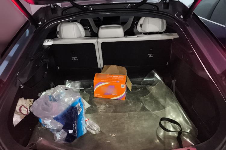 Used Zeekr 001 2023 WE Edition 86 kWh Trunk