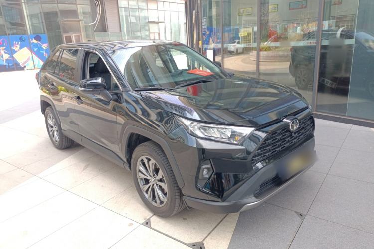 Used Toyota RAV4 2023 2.0L CVT Two-Wheel Drive Fashion Edition