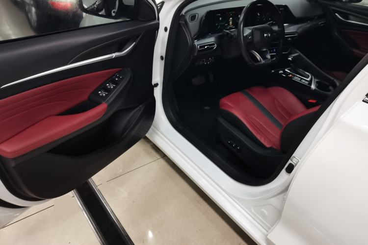 Used CHANGAN Eado 2021 PLUS Blue Whale NE 1.4T GDI DCT Flagship Model Driver Seat