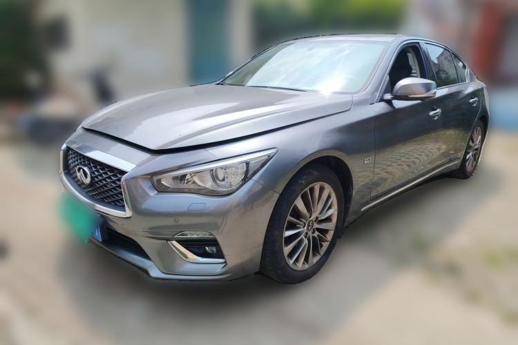 Used Infiniti Q50L 2018 2.0T Enjoyment Version China VI Standard