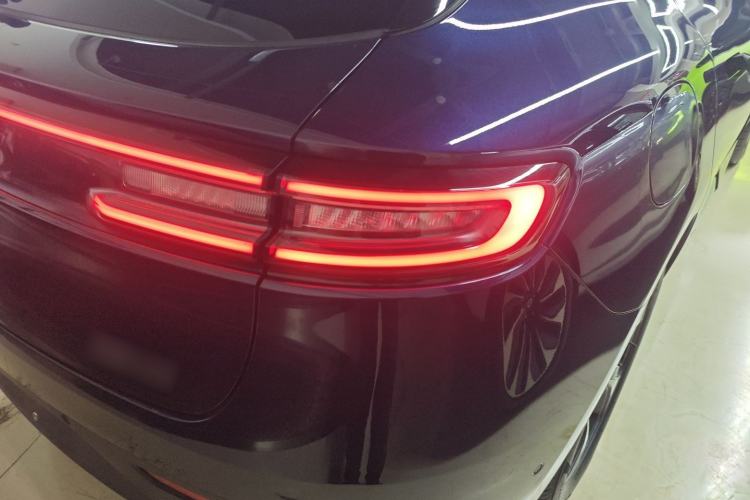 Used Hima AITO M5 2022 Extended-Range Four-Wheel Drive Performance Version Right Rear Taillight