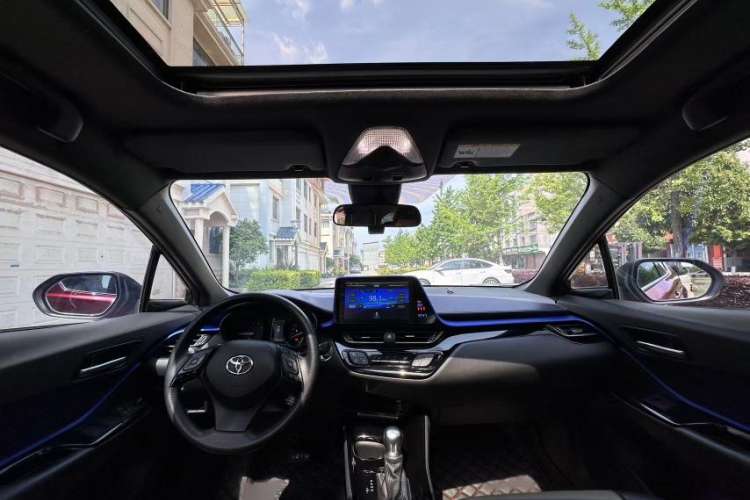 Used Toyota C-HR 2020 2.0L Leading Edition
