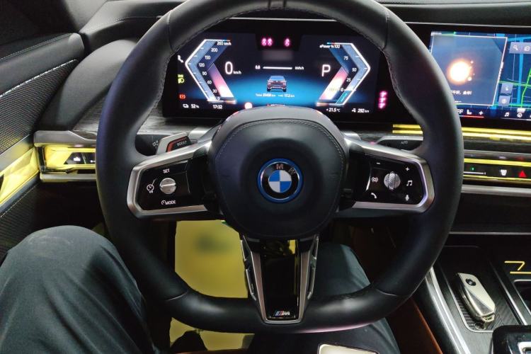 Used BMW i7 2023 eDrive50L Prestige M Sport Package Steering Wheel