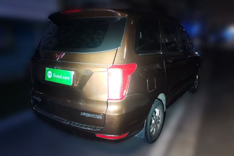 Used Wuling Hongguang 2019 1.5L S Standard Version China VI LAR
