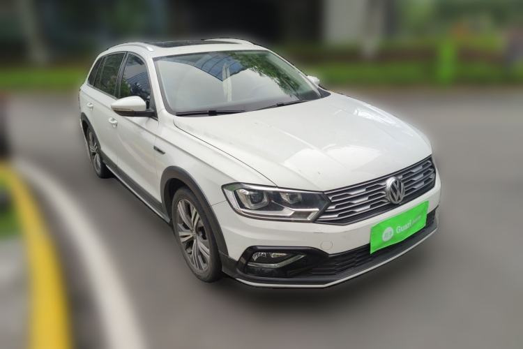 Used Volkswagen C-TREK 2020 1.5L Automatic Comfort Model Front Right 45 Deg