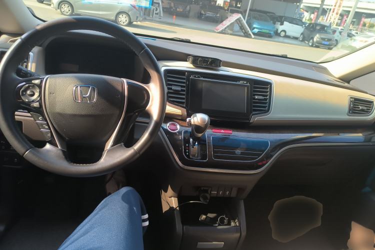 Used Honda Odyssey 2015 2.4L Luxury Edition