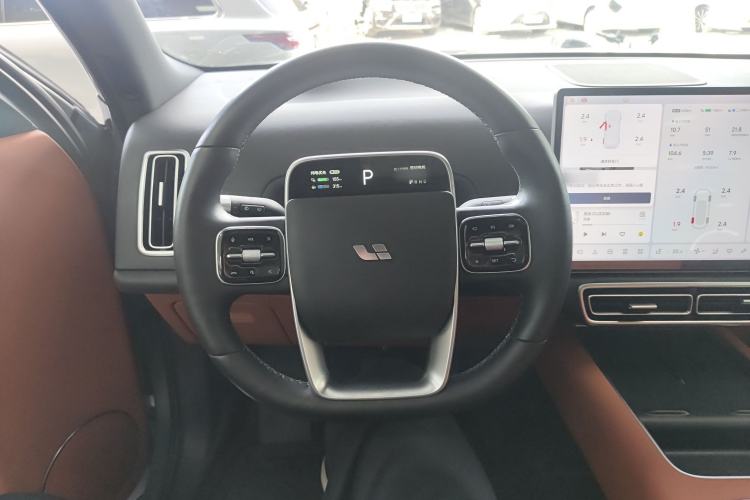 Used Li Auto L8 2023 Pro Model
