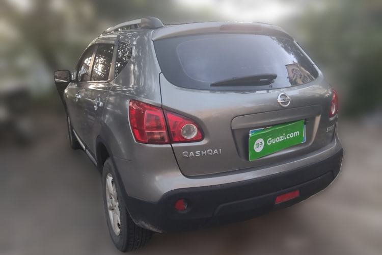 Used Nissan Qashqai 2011 1.6XE Wind 5MT 2WD
