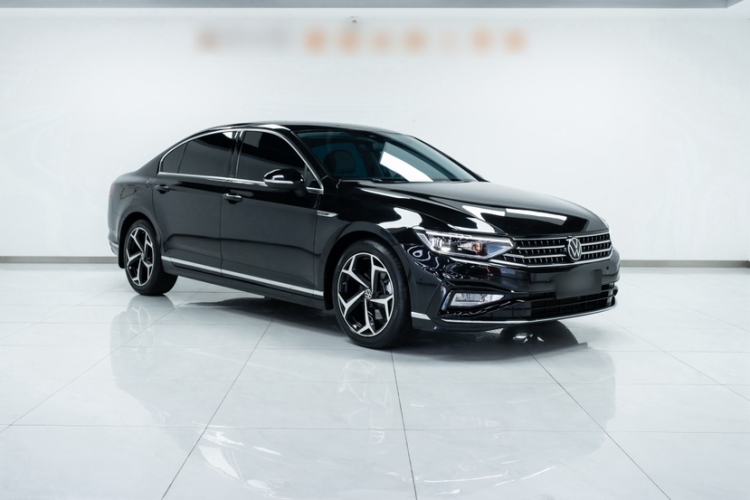 Used Volkswagen Magotan 2023 2 Million Units Commemorative Edition 330TSI DSG Luxury Version
