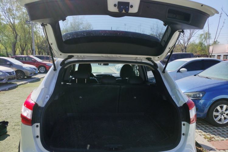 Used Nissan Qashqai 2017 2.0L CVT Smart Enjoyment Version China V Standard
